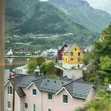 Apartman Odda City Apartments *