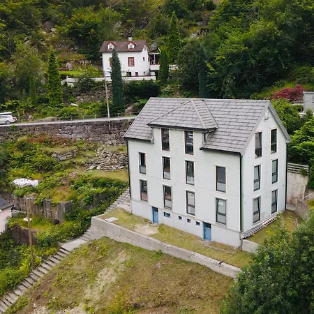 Odda City Apartments アパート オッダ